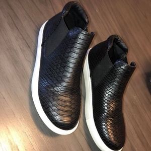 fashion sneakers